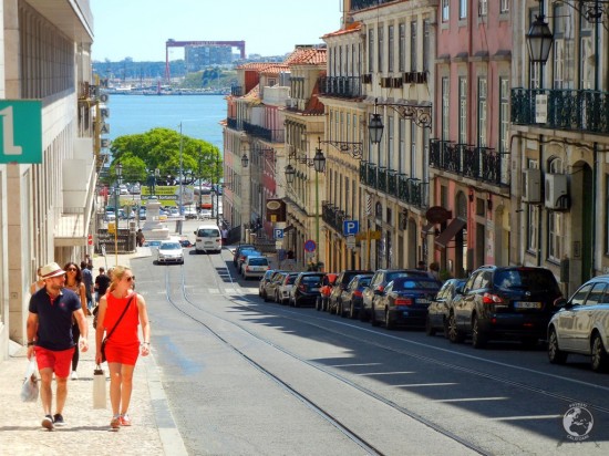 Străzi în pantă în Lisabona
